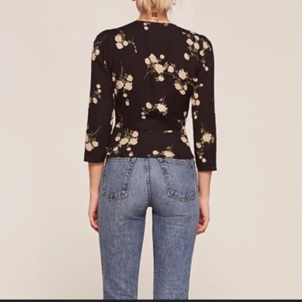 Reformation Benton Blouse - Picture 4 of 4